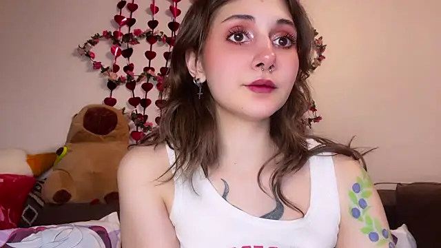Snapshot of _Devill_Baby chatting on 03-20-25, 04:09 Devill Baby online show from 03-20-25, 04:09