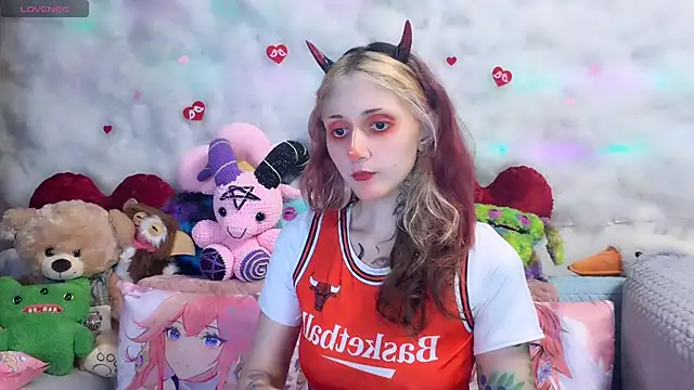 Snapshot of _Devill_Baby chatting on 04-30-26, 06:36 Devill Baby online show from 04-30-26, 06:36
