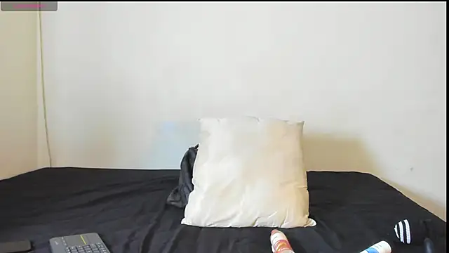 Snapshot of AdonisKnight chatting on 11-27-25, 09:06 AdonisKnight online show from 11-27-25, 09:06