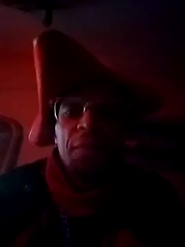 Snapshot of ottomusbrown chatting on 03-19-25, 07:18 ottomusbrown online show from 03-19-25, 07:18