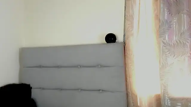 Snapshot of andrew_uwu_ chatting on 02-21-26, 07:04 andrew uwu online show from 02-21-26, 07:04