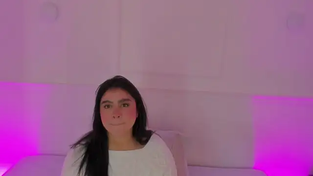 Snapshot of mary_suarez chatting on 10-02-25, 03:24 mary suarez online show from 10-02-25, 03:24