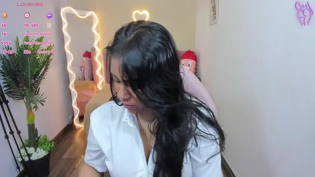 kendra tay online show from 02-24-25, 03:23