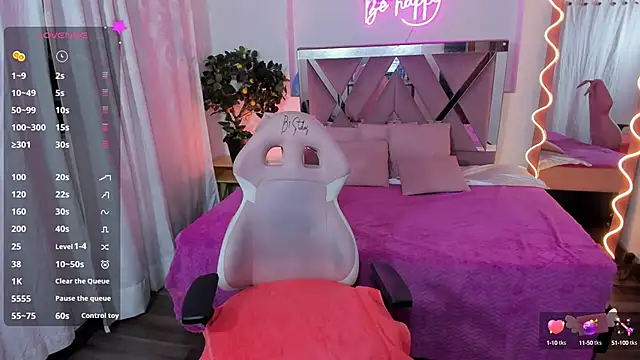 Daphnne tay online show from 03-03-25, 03:19