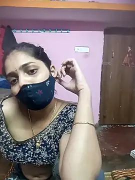 Snapshot of Cute-Simmi chatting on 12-23-24, 09:49 Cute-Simmi online show from 12-23-24, 09:49