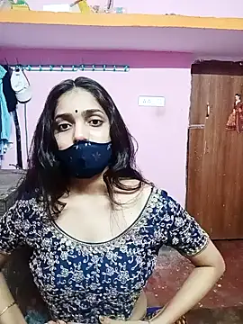 Snapshot of Cute-Simmi chatting on 01-08-25, 05:59 Cute-Simmi online show from 01-08-25, 05:59