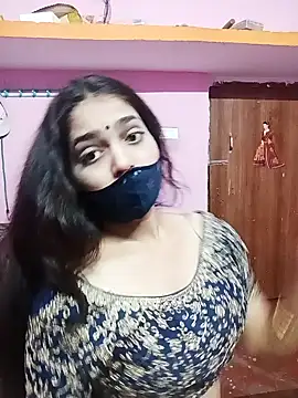 Snapshot of Cute-Simmi chatting on 01-15-25, 06:12 Cute-Simmi online show from 01-15-25, 06:12