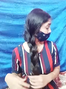 Snapshot of Cute-Simmi chatting on 01-21-25, 11:13 Cute-Simmi online show from 01-21-25, 11:13