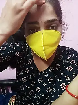 Snapshot of Cute-Simmi chatting on 12-16-25, 05:01 Cute-Simmi online show from 12-16-25, 05:01