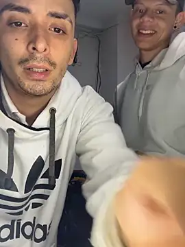 Snapshot of Daddyrich_632 chatting on 02-01-26, 09:30 Daddyrich 632 online show from 02-01-26, 09:30