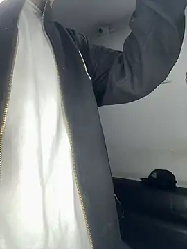 Snapshot of Daddyrich_632 chatting on 02-11-26, 07:57 Daddyrich 632 online show from 02-11-26, 07:57