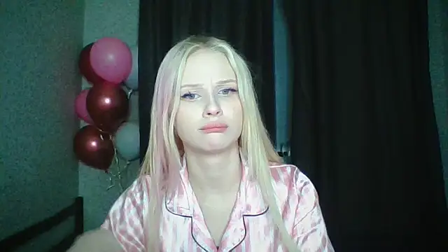 Snapshot of lisa_barbie chatting on 12-05-24, 12:22 lisa barbie online show from 12-05-24, 12:22