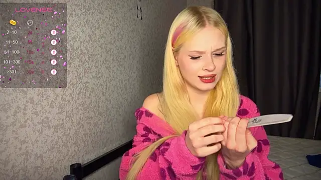 Snapshot of lisa_barbie chatting on 12-09-24, 10:32 lisa barbie online show from 12-09-24, 10:32