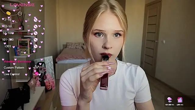 Snapshot of lisa_barbie chatting on 09-09-25, 02:16 lisa barbie online show from 09-09-25, 02:16