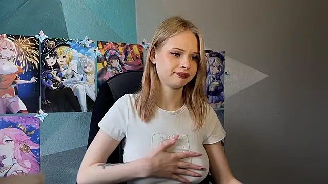 Snapshot of lisa_barbie chatting on 11-08-25, 09:20 lisa barbie online show from 11-08-25, 09:20