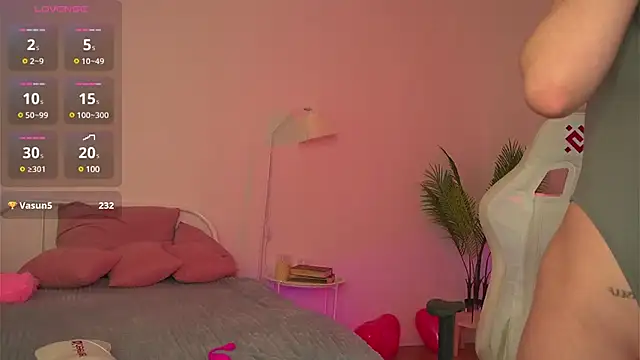 Snapshot of tender_babyy chatting on 02-21-25, 11:11 tender babyy online show from 02-21-25, 11:11