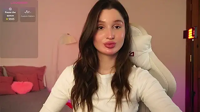 Snapshot of tender_babyy chatting on 02-27-25, 07:44 tender babyy online show from 02-27-25, 07:44