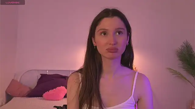 Snapshot of tender_babyy chatting on 09-30-25, 12:43 tender babyy online show from 09-30-25, 12:43