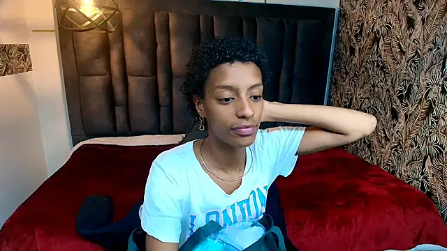 Snapshot of Zia_Green chatting on 05-13-26, 12:35 Zia Green online show from 05-13-26, 12:35