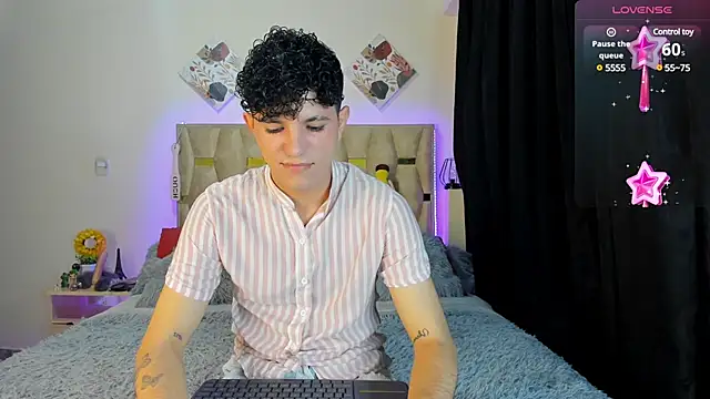 Snapshot of patrick_sanzz chatting on 03-01-25, 11:47 patrick sanzz online show from 03-01-25, 11:47