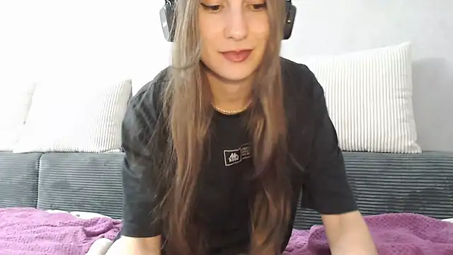 viviandaimond1 online show from 10-30-25, 06:19