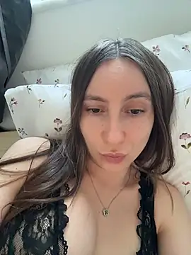 viviandaimond1 online show from 05-28-26, 04:26