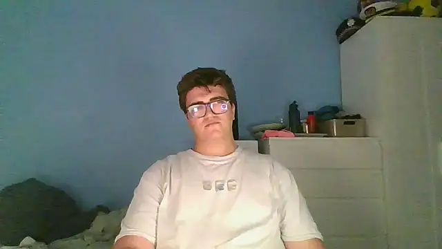 Snapshot of sorolla12 chatting on 04-23-26, 12:01 sorolla12 online show from 04-23-26, 12:01