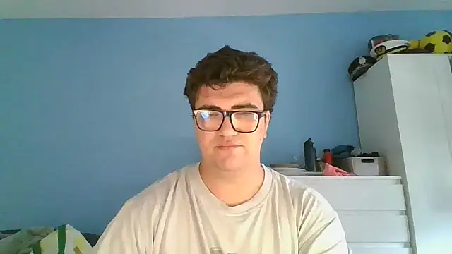 Snapshot of sorolla12 chatting on 04-25-26, 10:07 sorolla12 online show from 04-25-26, 10:07