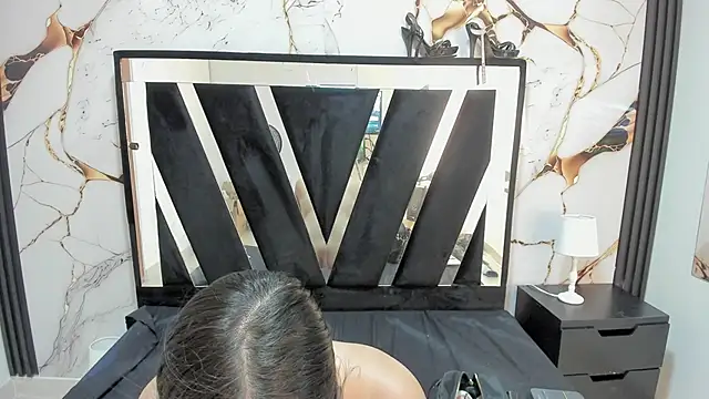 KarinaSimonz online show from 10-05-25, 01:42