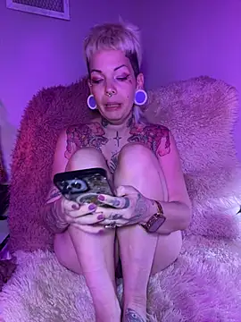 GoldieBakeman online show from 02-03-26, 02:53