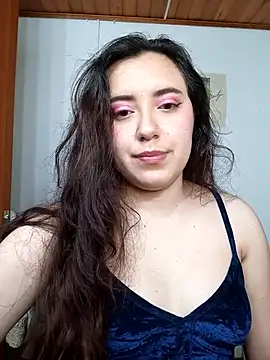 Emi chik online show from 11-05-25, 12:05