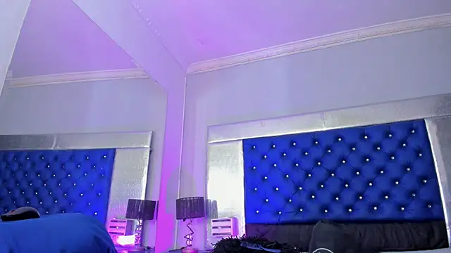 Snapshot of Eyleen_Santos chatting on 12-15-25, 07:40 Eyleen Santos online show from 12-15-25, 07:40