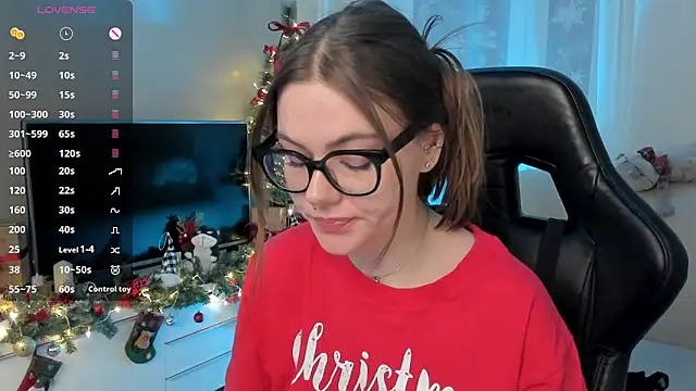Snapshot of Marta_May_ chatting on 01-12-25, 01:32 Marta May online show from 01-12-25, 01:32