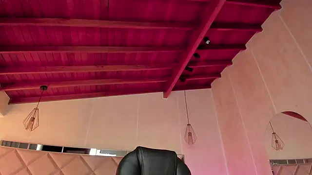 KatieNolan 1 online show from 02-10-25, 06:24