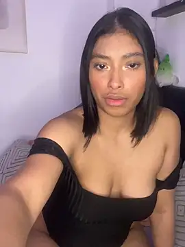 Isabella fasilier online show from 02-04-25, 12:19