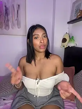 Isabella fasilier online show from 02-06-25, 12:33