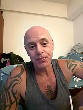 Snapshot of luv2masterb8247 chatting on 12-04-24, 05:16 luv2masterb8247 online show from 12-04-24, 05:16