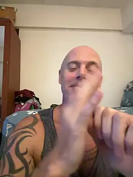 Snapshot of luv2masterb8247 chatting on 12-11-24, 05:00 luv2masterb8247 online show from 12-11-24, 05:00