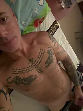 Snapshot of luv2masterb8247 chatting on 12-26-24, 12:36 luv2masterb8247 online show from 12-26-24, 12:36