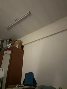 Snapshot of luv2masterb8247 chatting on 12-30-24, 01:37 luv2masterb8247 online show from 12-30-24, 01:37