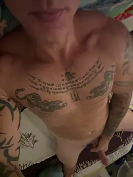 Snapshot of luv2masterb8247 chatting on 01-09-25, 12:35 luv2masterb8247 online show from 01-09-25, 12:35