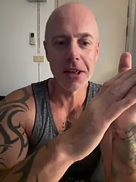 Snapshot of luv2masterb8247 chatting on 01-18-25, 07:49 luv2masterb8247 online show from 01-18-25, 07:49