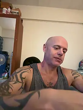 Snapshot of luv2masterb8247 chatting on 01-22-25, 04:23 luv2masterb8247 online show from 01-22-25, 04:23