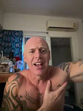 Snapshot of luv2masterb8247 chatting on 01-29-25, 05:19 luv2masterb8247 online show from 01-29-25, 05:19