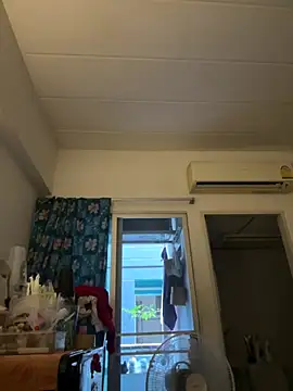 Snapshot of luv2masterb8247 chatting on 01-31-25, 04:14 luv2masterb8247 online show from 01-31-25, 04:14