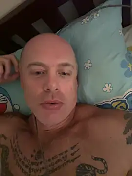 Snapshot of luv2masterb8247 chatting on 02-06-25, 12:43 luv2masterb8247 online show from 02-06-25, 12:43