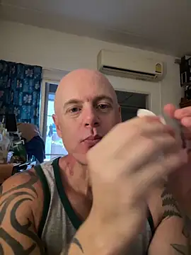 Snapshot of luv2masterb8247 chatting on 02-07-25, 04:27 luv2masterb8247 online show from 02-07-25, 04:27