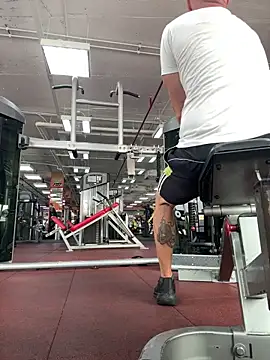 Snapshot of luv2masterb8247 chatting on 02-14-25, 02:07 luv2masterb8247 online show from 02-14-25, 02:07