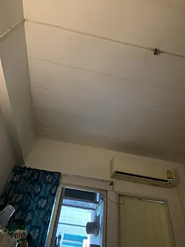 Snapshot of luv2masterb8247 chatting on 02-21-25, 04:18 luv2masterb8247 online show from 02-21-25, 04:18