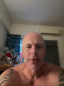 Snapshot of luv2masterb8247 chatting on 02-24-25, 07:33 luv2masterb8247 online show from 02-24-25, 07:33